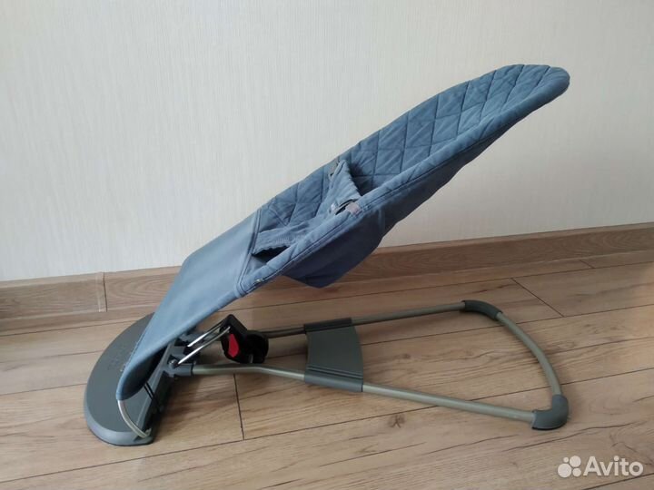 Шезлонг babybjorn