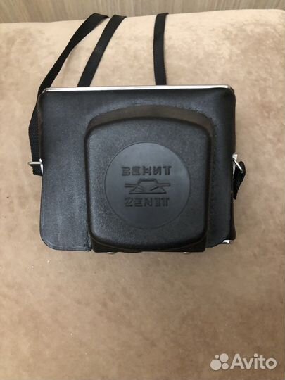 Пленочный фотоаппарат Zenit