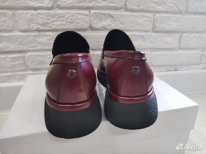Туфли женские лоферы Италия