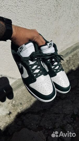 Nike Dunk Low Retro 