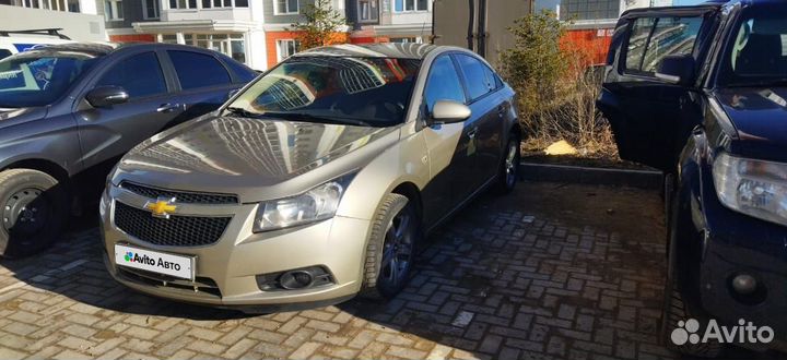Chevrolet Cruze 1.8 AT, 2010, 184 309 км