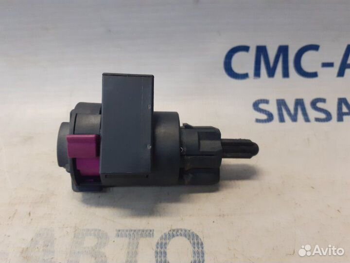 Датчик включения стопсигнала Audi A6 C7 2.8