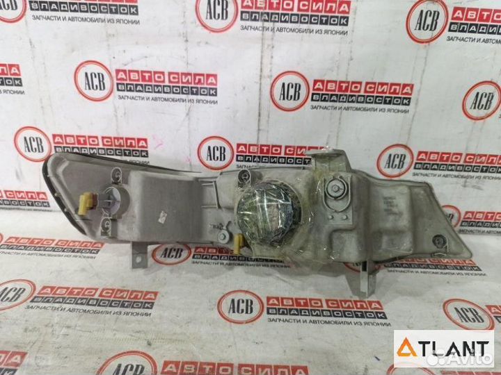 Фара левая honda lagreat