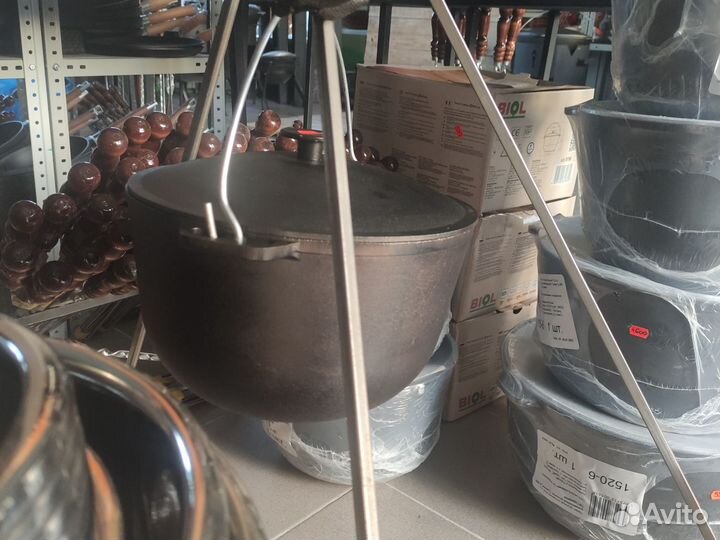 Чугунный котелок