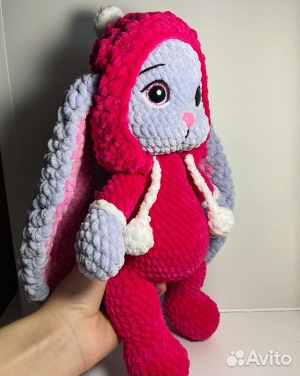 Зaйка вязаная