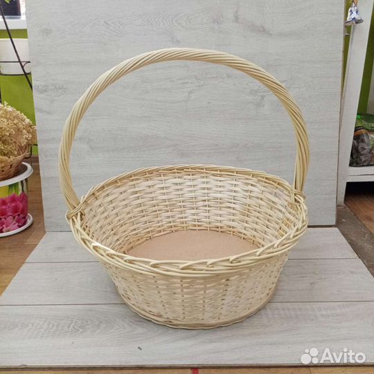 Корзина плетёная большая