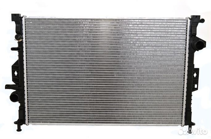 Радиатор системы охлаждения LR039530 land rover