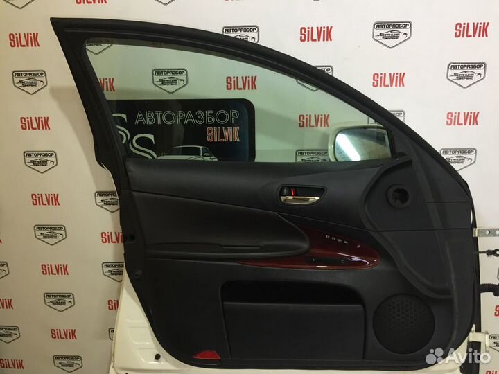 Обшивки дверей лексус GS 3,5 2006Г