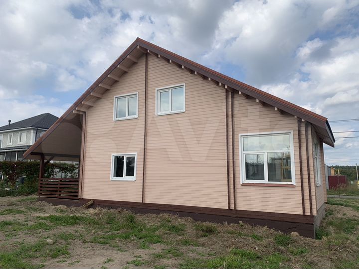 Дом 174 м² на участке 10 сот.