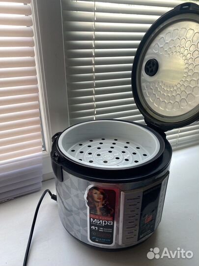 Мультиварка Redmond RMC - M26