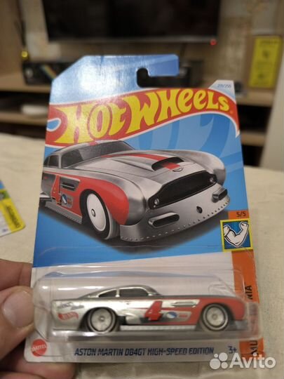 Hot wheels aston Martin db4gt high-speed edition