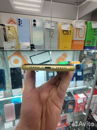 iPhone 11, 128 ГБ