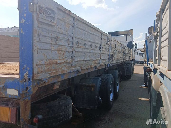 Полуприцеп бортовой МАЗ 975800-2012, 2010