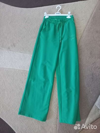 Костюм спортивный