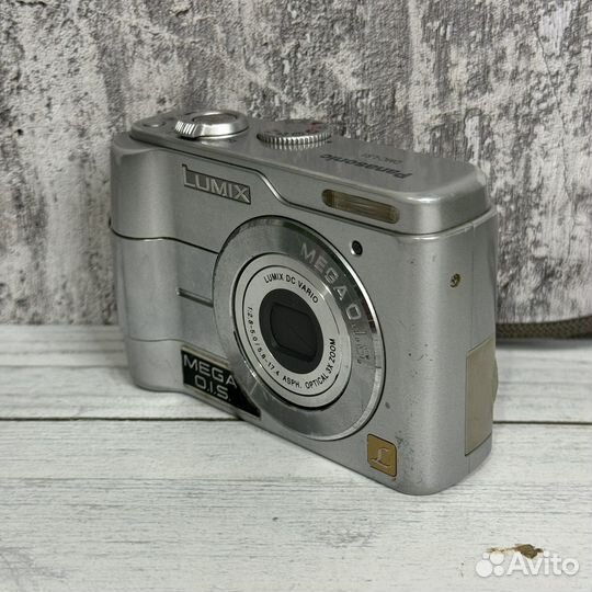 Компактный фотоаппарат Panasonic LS1