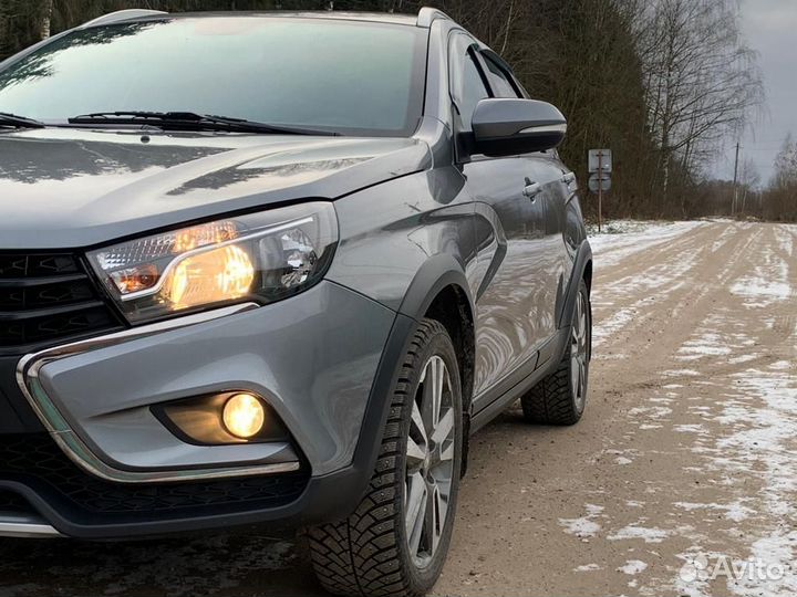 LADA Vesta Cross 1.6 МТ, 2019, 100 000 км