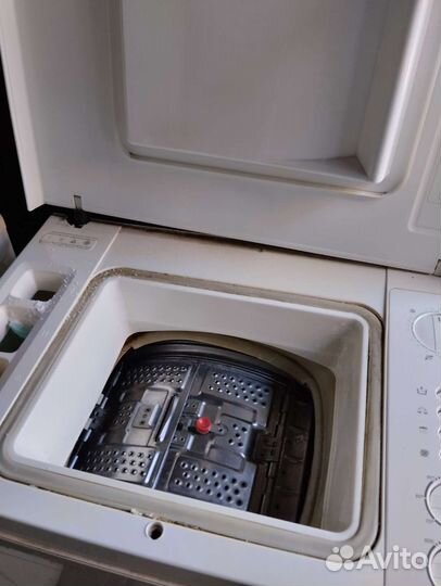 Стиральная машина с вертикальной загрузкой