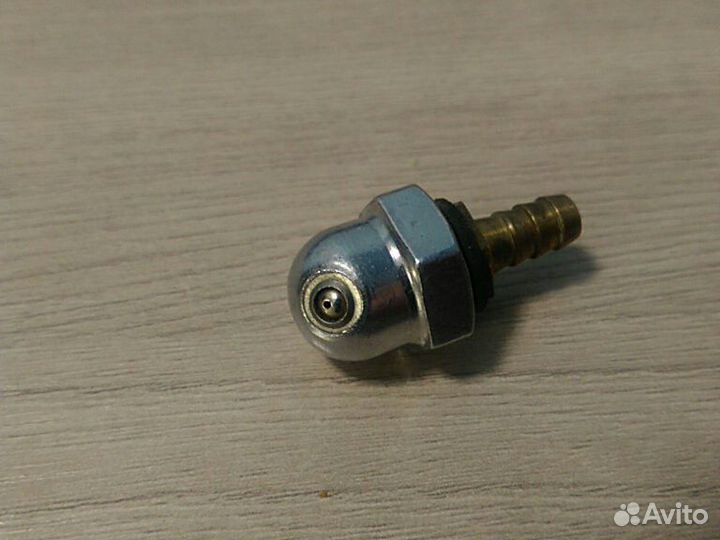 Форсунка омывателя СССР