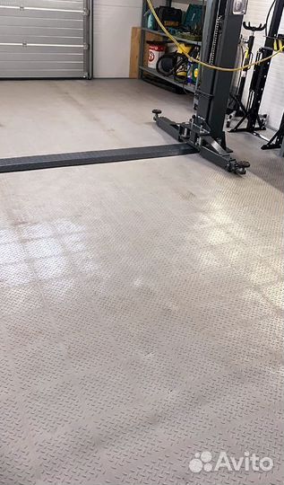 Модульное напольное покрытие для гаража