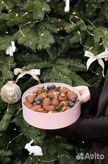 Боксы из клубники в шоколаде