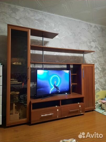 Тумба под телевизор