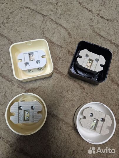 Розетка керамическая