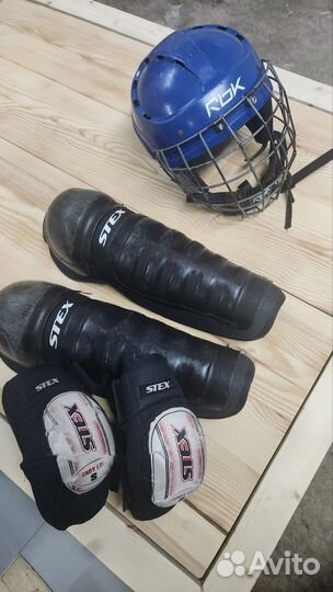 Шлем хоккейный детский