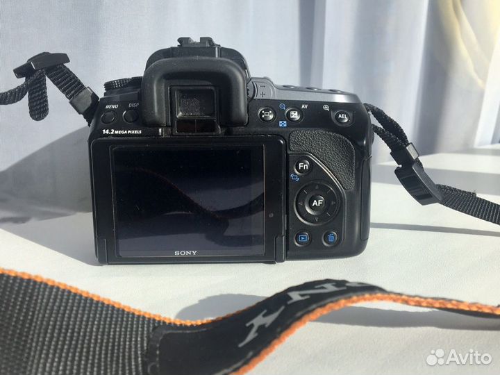 Камера Sony Alpha dslr-A550 и два объектива Sony