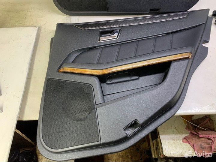 Дверные карты Mercedes-Benz E W212 5.5 2010