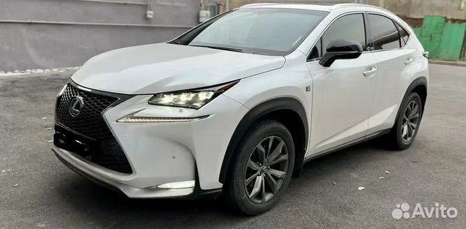 В разборе Lexus NX 2017
