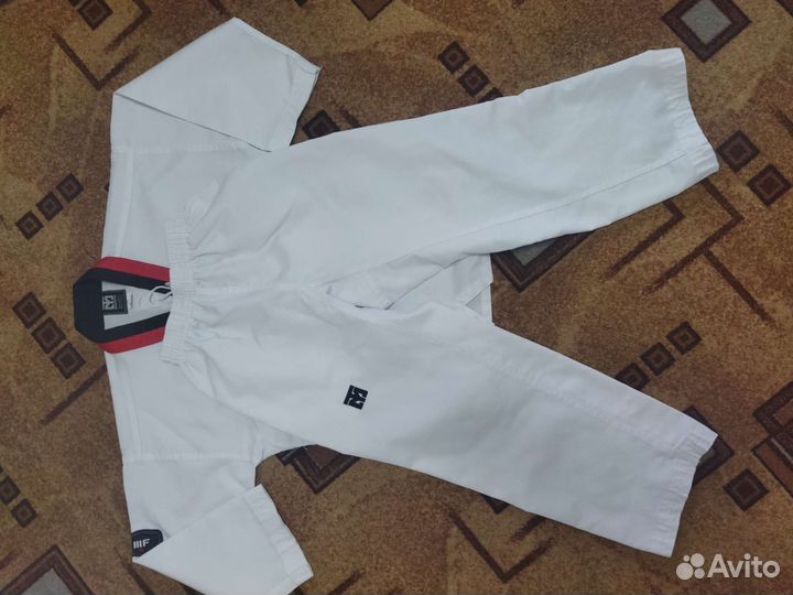 Продам форму для теквондо