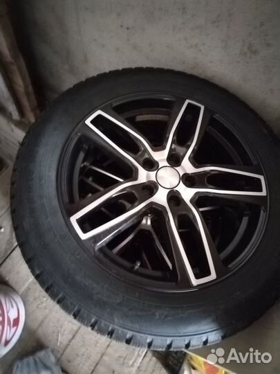 Литые диски R18x7 5x114.3 женева