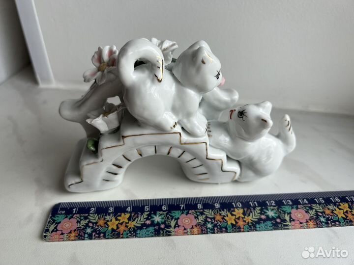 Фарфоровая статуэтка котята, котики, кошки