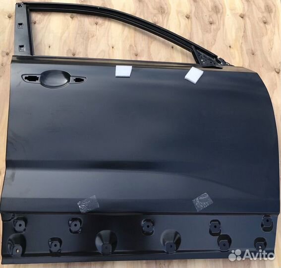 Дверь передняя правая S111F2701030300AA для CS35pl