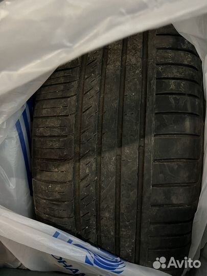 Kinforest KF-550 255/45 R19 104W