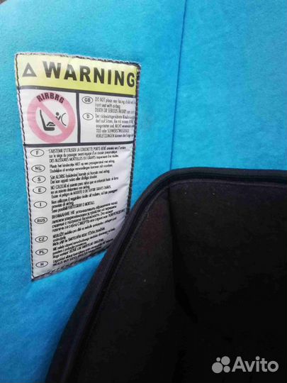 Детское кресло в машину