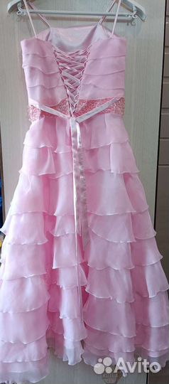 Платье праздничное