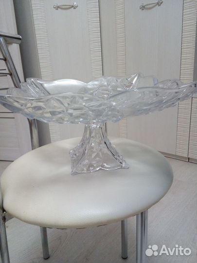 Фруктовница на ножке стекло