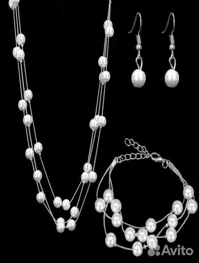Комплект с жемчугом новый