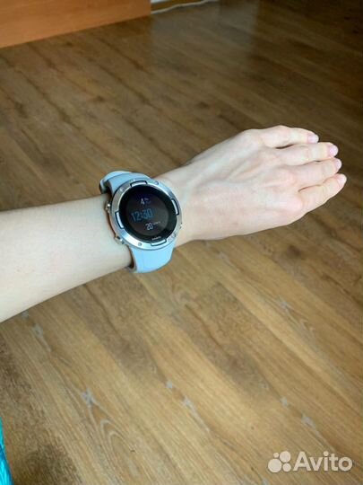 Часы Suunto 5