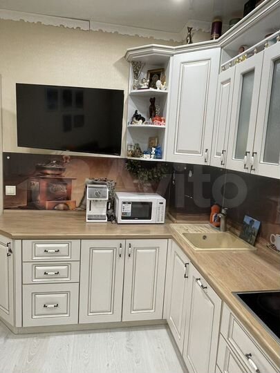 3-к. квартира, 90 м², 6/14 эт.