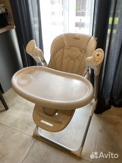 Стул для кормления Babyton 2в1 с пультом д/у Beige