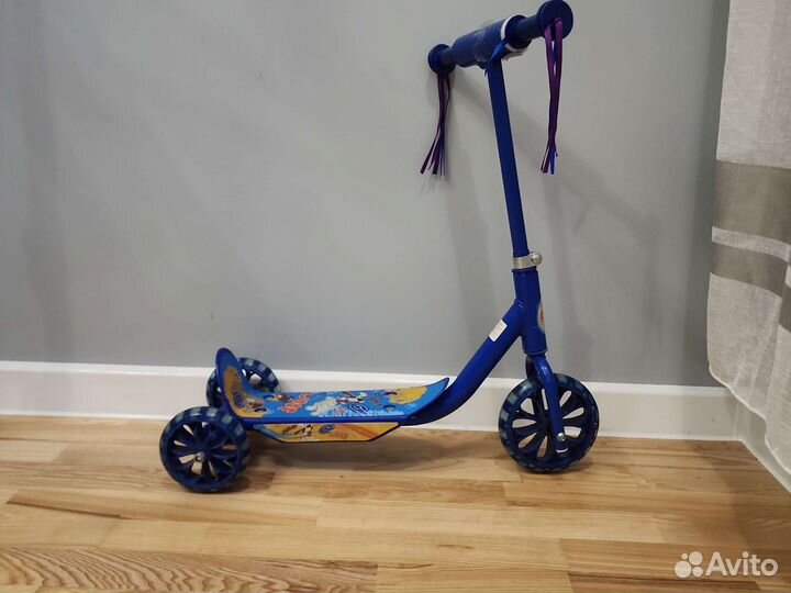Самокат детский трехколесный новый