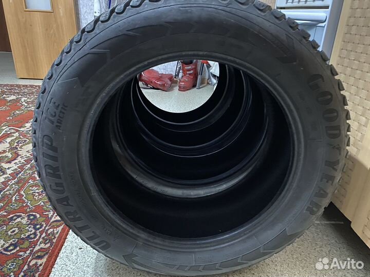 Goodyear Cargo Ultra Grip 235/55 R17