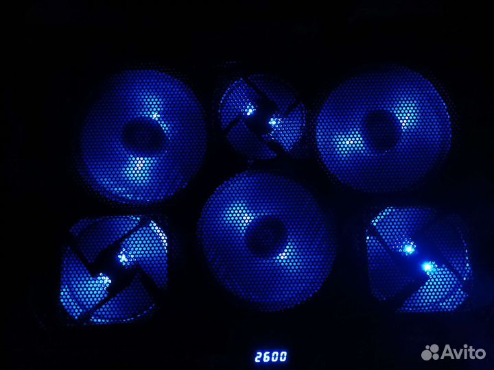 Подставка с охлаждением для ноутбука