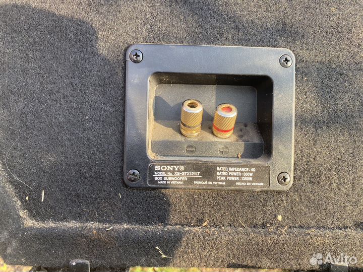 Сабвуфер, усилитель и накопитель комплект