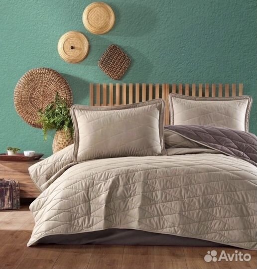 Покрывало и 2 наволочки Люкс 240/260