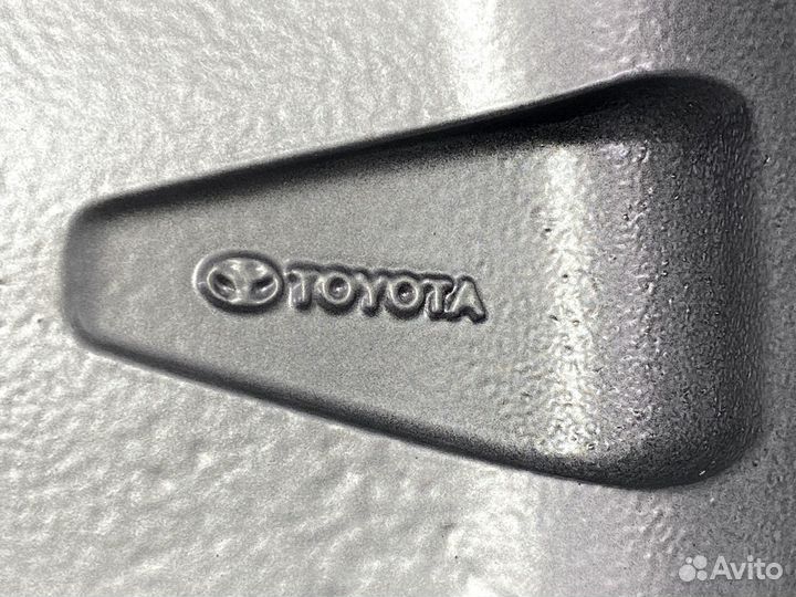 Toyota ronal R16 5/114.3 цо 60.1 мм