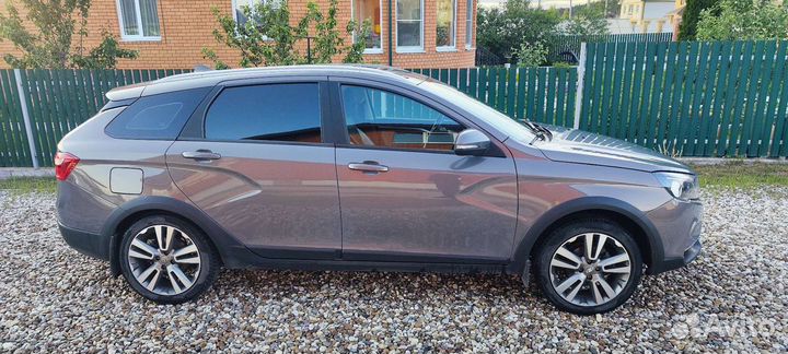 LADA Vesta Cross 1.8 AMT, 2019, 43 500 км