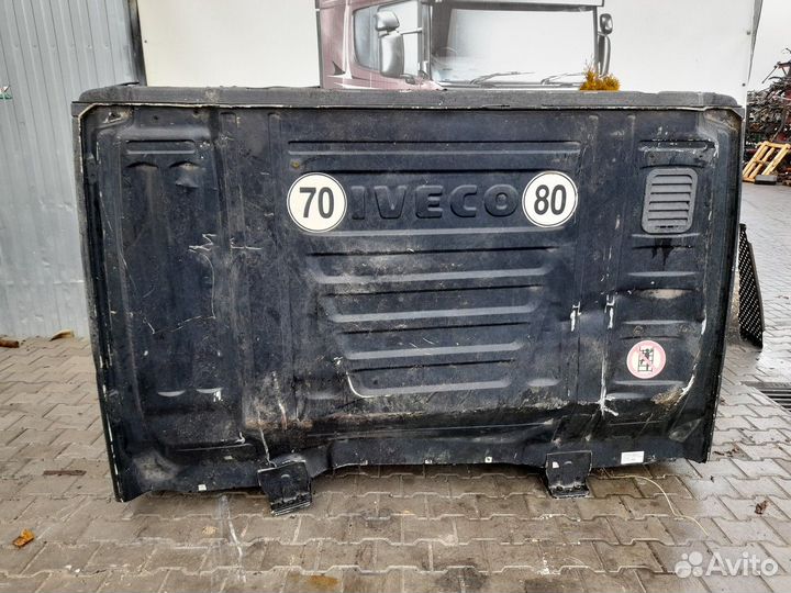 Четверть кабины задняя стенка Iveco Stralis